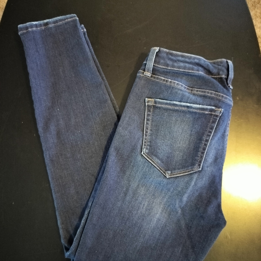 William Rast jeans - Picture 2 of 3